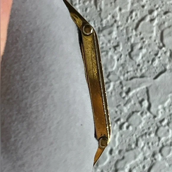 *READ.. GUCCI 1500L BANGLE GOLD PLATED black watch - Picture 6 of 13